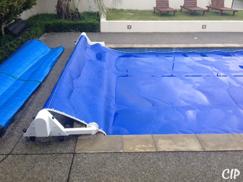 Automatic Pool Cover Page Pic 2