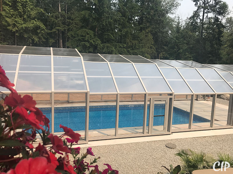 benefits of retractable pool enclosures